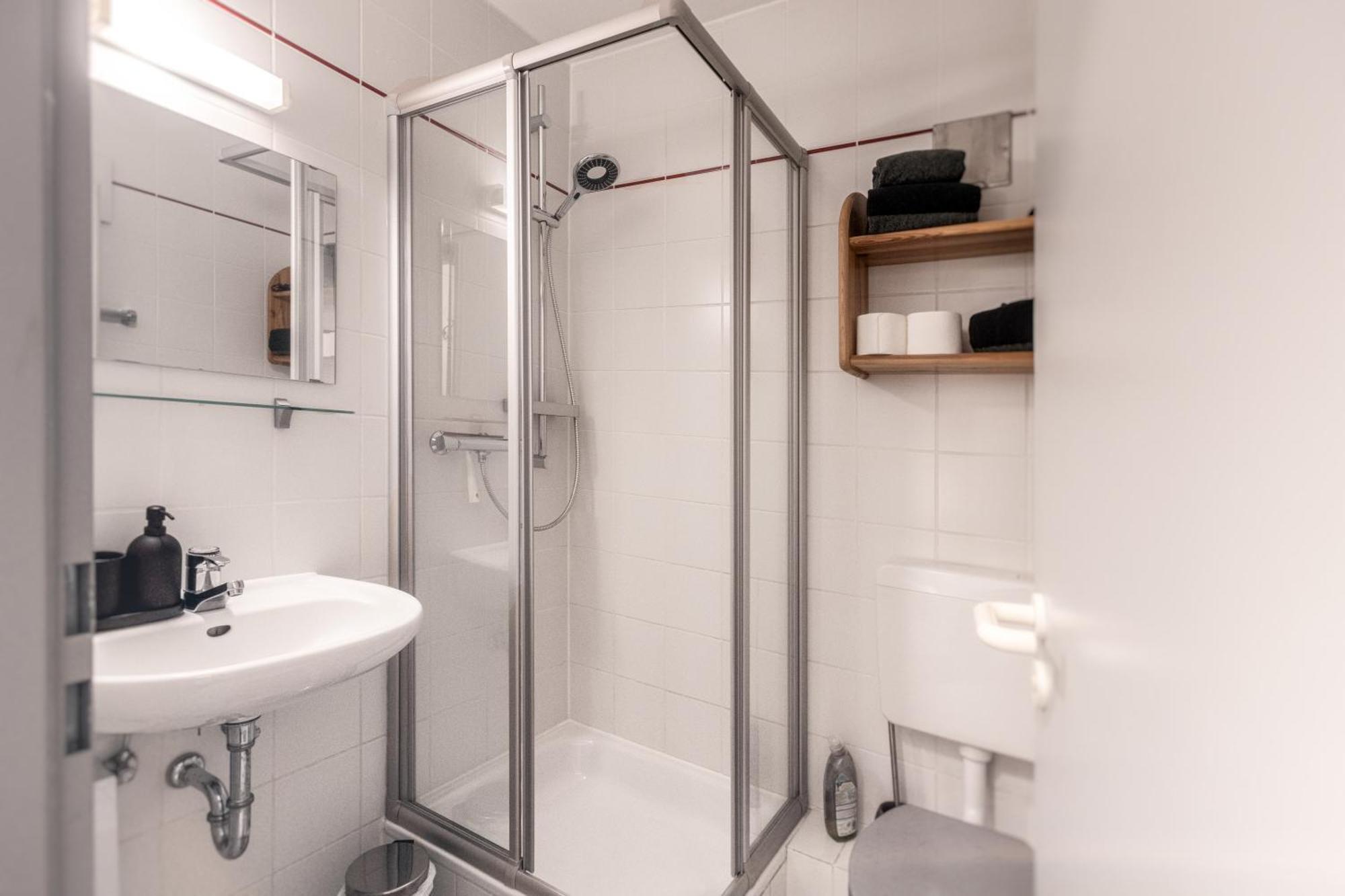 Zentrale Ruhige Wohnung Mit Parkplatz พาเดอร์บอร์น ภายนอก รูปภาพ
