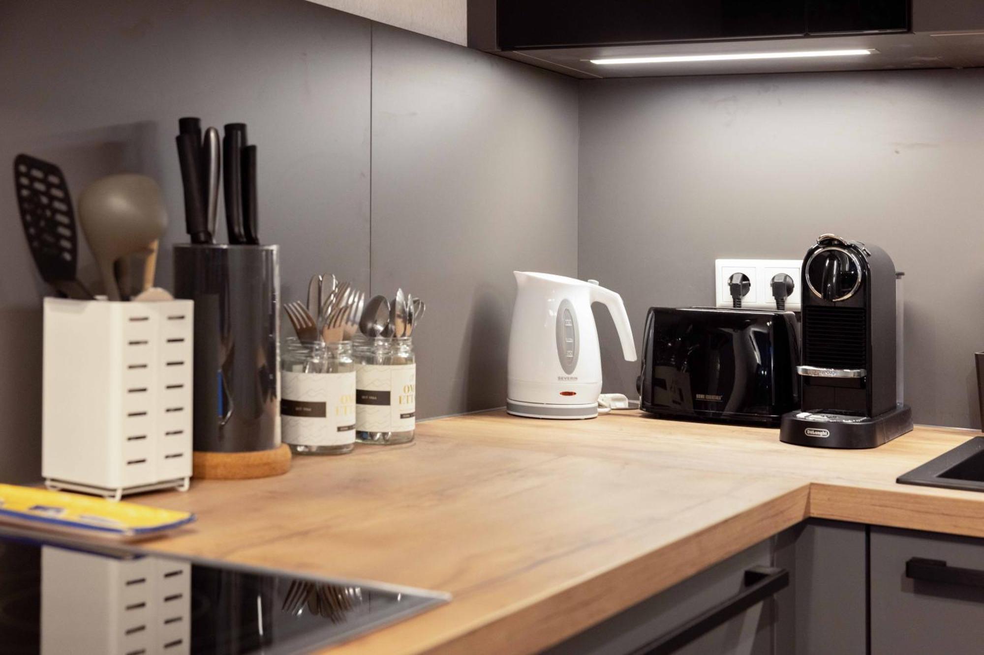 Zentrale Ruhige Wohnung Mit Parkplatz พาเดอร์บอร์น ภายนอก รูปภาพ
