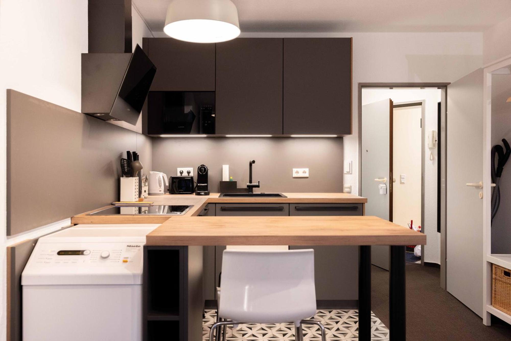 Zentrale Ruhige Wohnung Mit Parkplatz พาเดอร์บอร์น ภายนอก รูปภาพ